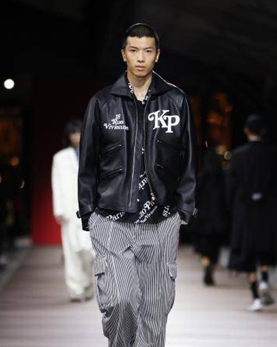 艺术总监Nigo亲临上海举办KENZO 2024春夏系列时装秀