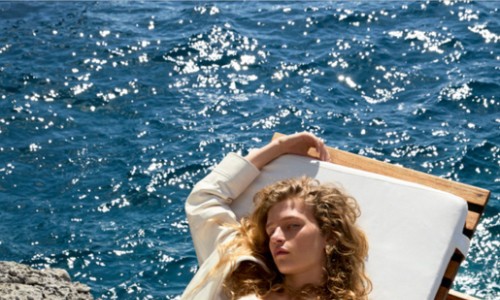 MARELLA拓界意式海滨风尚——推出全新沙滩服饰系列